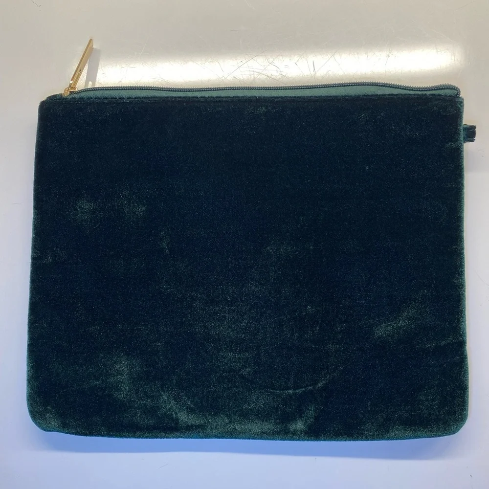 Tartan & Twine Emerald Green Velvet Makeup Cosmetic Bag - New‎ X